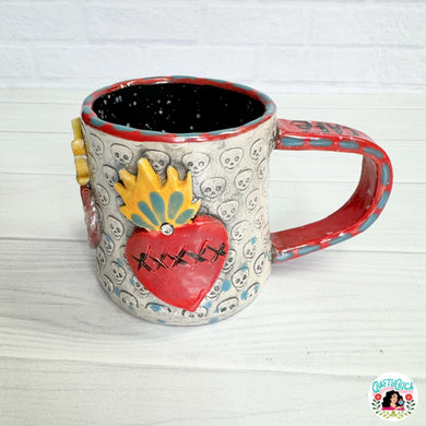 Tres Corazones Art Mug