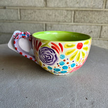 Flores y Sueños Mug