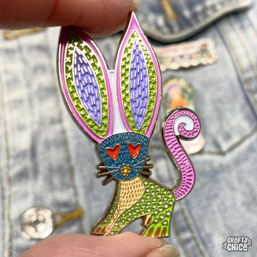 Alebrije lapel Pin